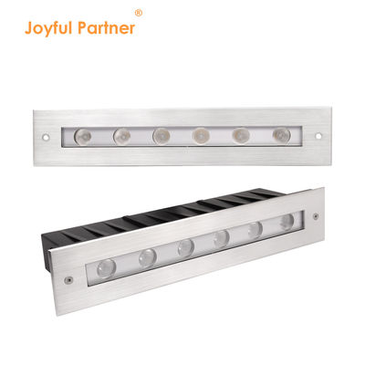 فابریک عرضه مستقیم IP 68 ولتاژ ورودی 24VDC 6X1W LED یک رنگ زاویه پرتو 8 درجه چراغ های LED استخر