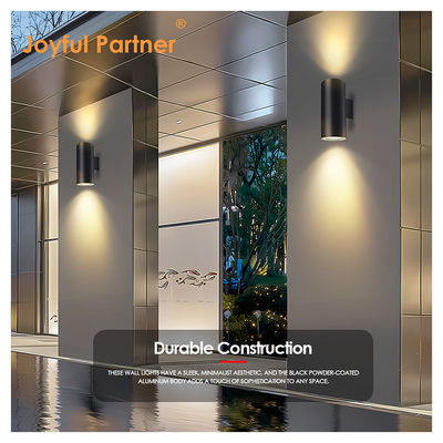 چراغ دیواری بیرونی Sconce IP65 مدرن مات سیاه آلومینیوم سیلندر باغ پشت دروازه بالا و پایین نور